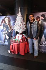 Soha Ali Khan, Arshad Warsi promotions for Joe Carvalho film in Mumbai on 24th Dec 2013